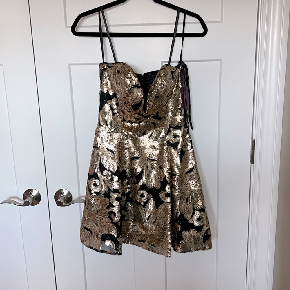 NWT Abby Paris - LU87306